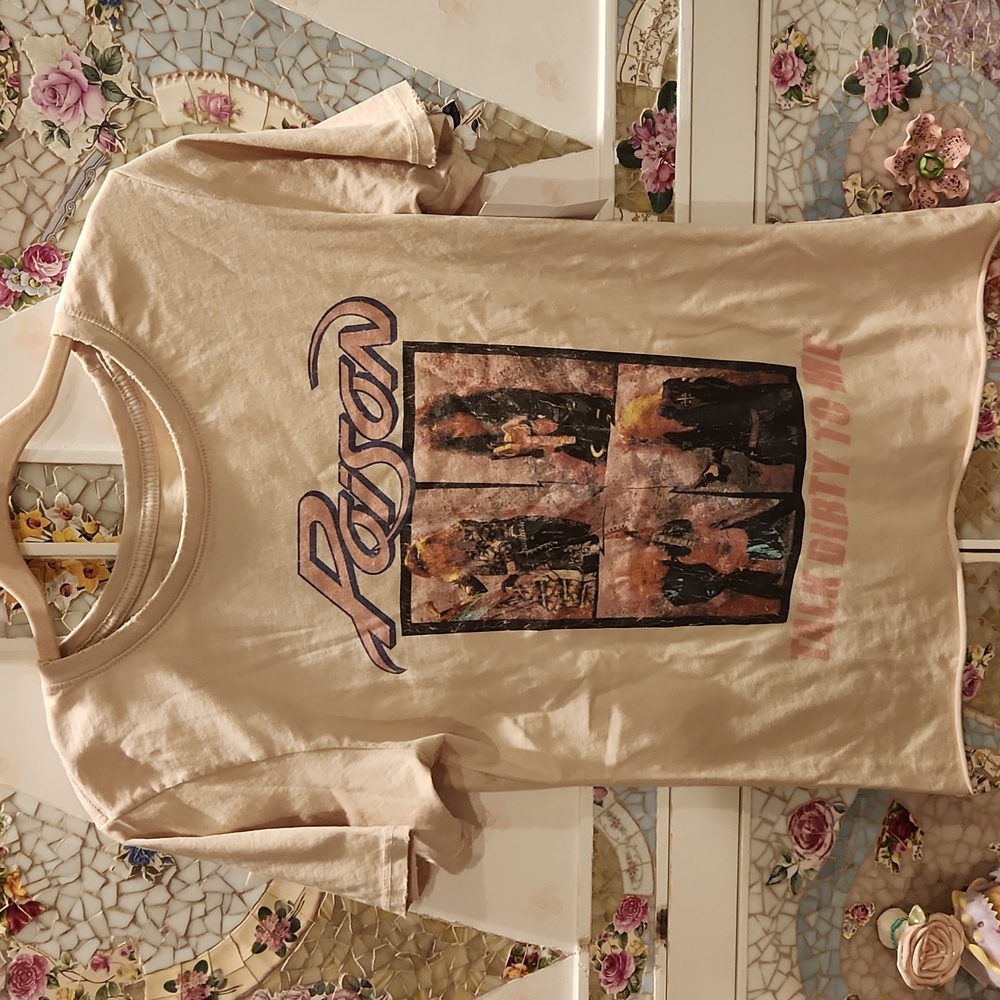 Distressed Poison Graphic Short Sleeve Shirt
